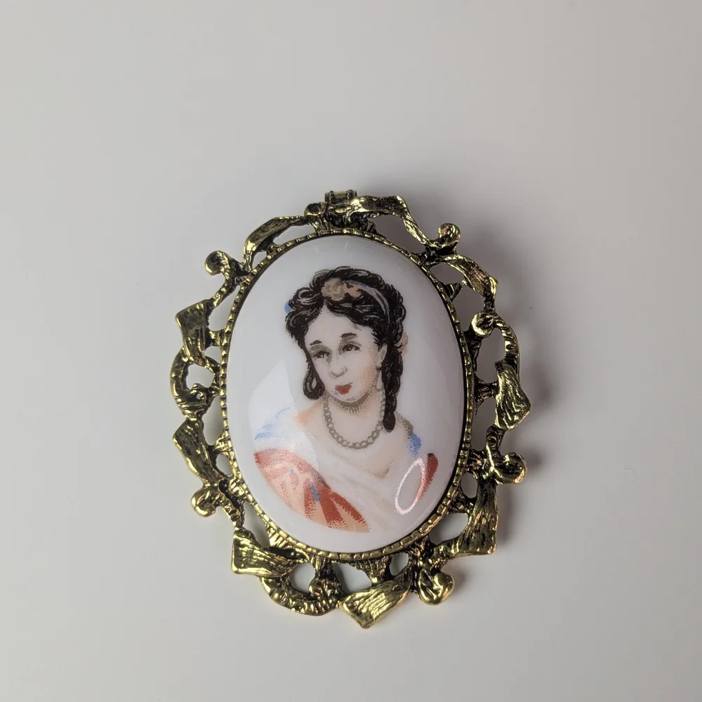 Vintage Gold and White Porcelain Cameo Brooch And Pendant Marked Japan